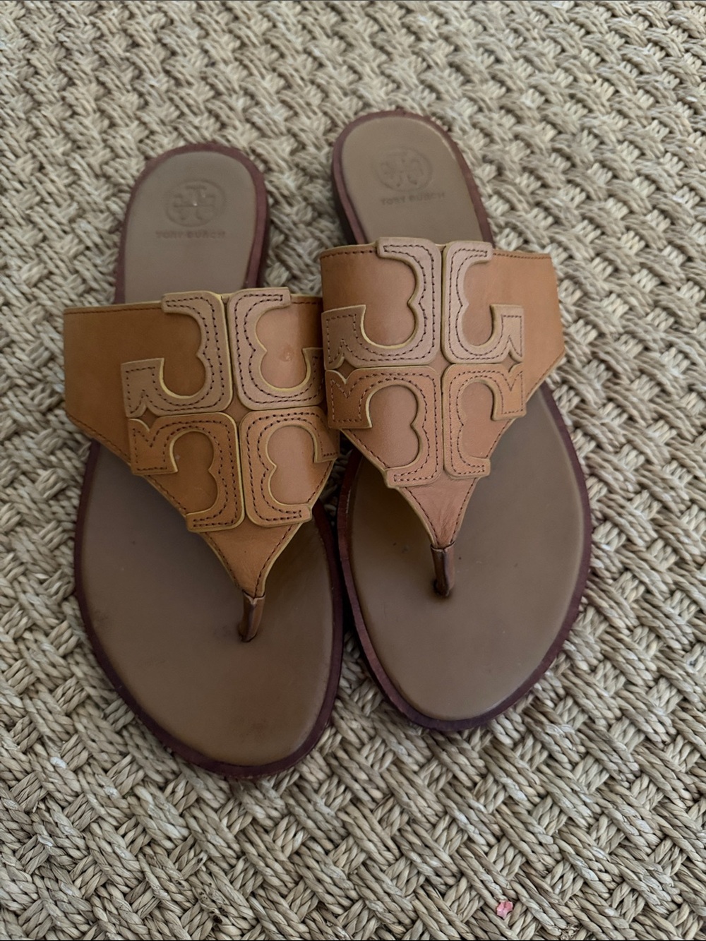 Tory Burch Tan Leather Logo Thong Sandals Size 9